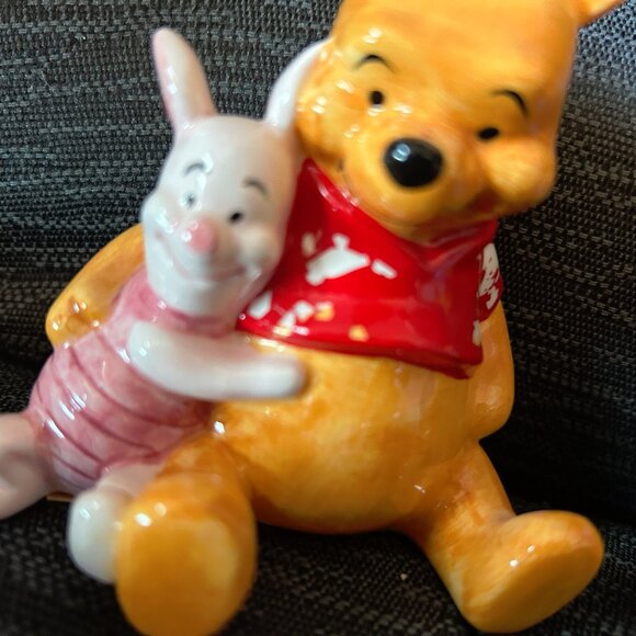 (2) Ceramic Pooh Figurines - set 2 - Picture 3 of 3